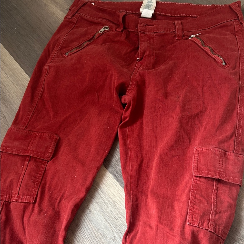 True Religion women’s Deep Red cargo Jeans - Picture 4 of 4